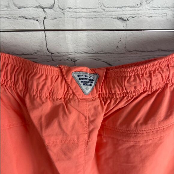 Columbia Salmon Athletic Shorts Lightweight Elastic Waist 5 Inch Size Large - Picture 6 of 9